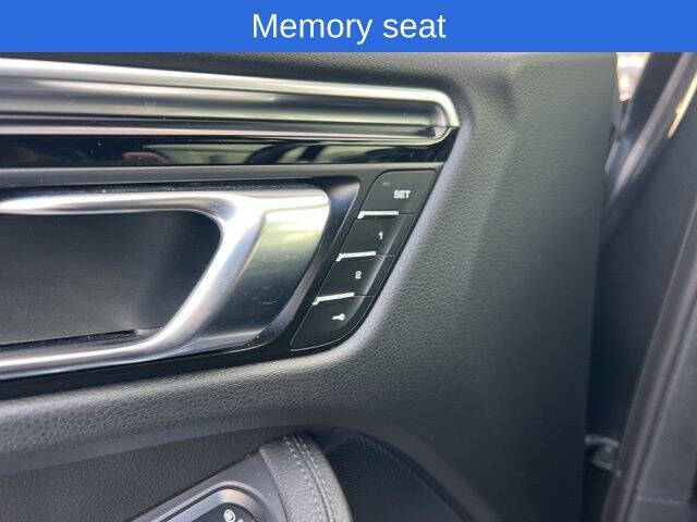 2021 Porsche Macan S