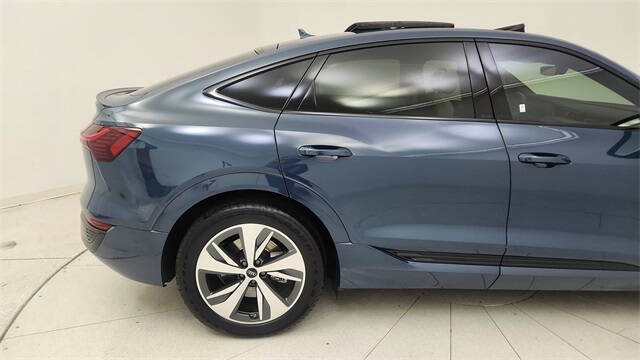 2024 Audi Q8 Sportback e-tron quattro Premium S line