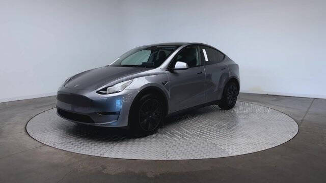 2025 Tesla Model Y Long Range