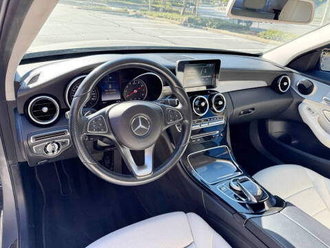 2016 Mercedes-Benz C-Class C 300
