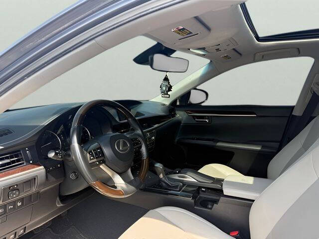 2017 Lexus ES 350