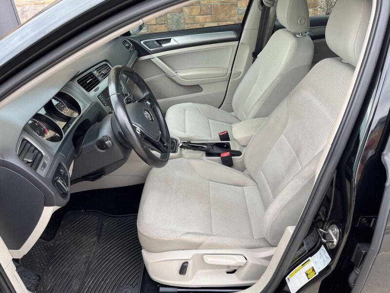 2016 Volkswagen Golf