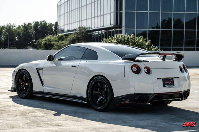 2014 Nissan GT-R Premium