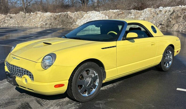 2002 Ford Thunderbird Deluxe
