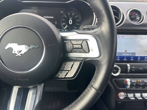 2022 Ford Mustang Mach 1