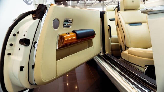 2011 Rolls-Royce Phantom Drophead Coupe