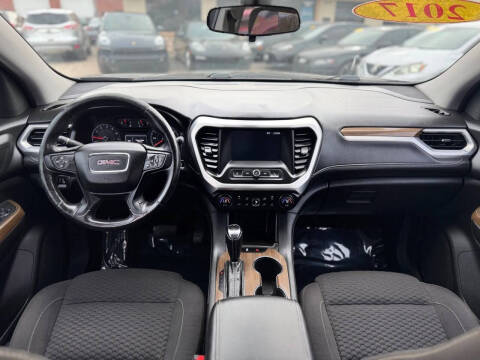 2017 GMC Acadia SLE-1