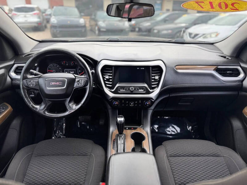 2017 GMC Acadia SLE-1