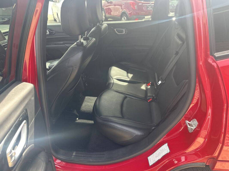 2023 Jeep Compass (Red) Edition