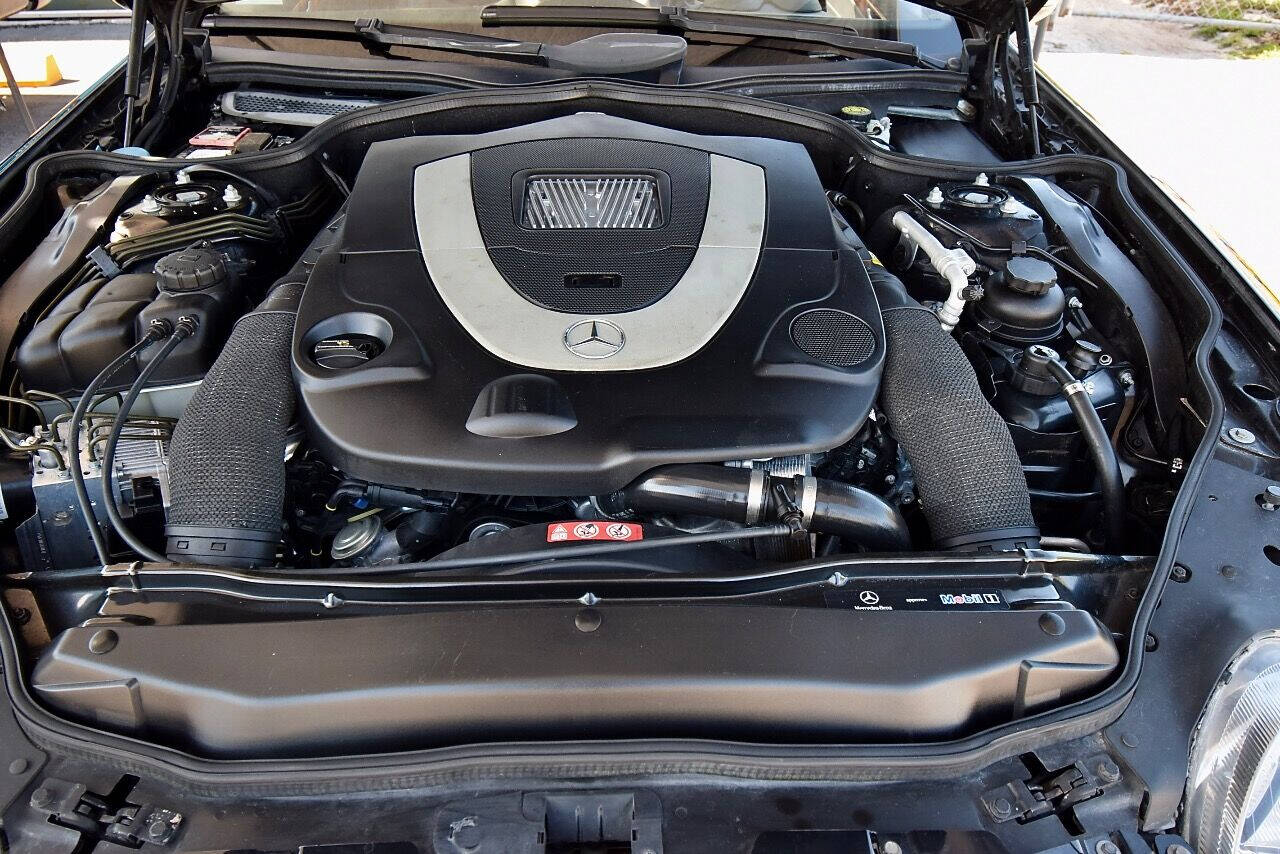 2008 Mercedes-Benz SL-Class 23