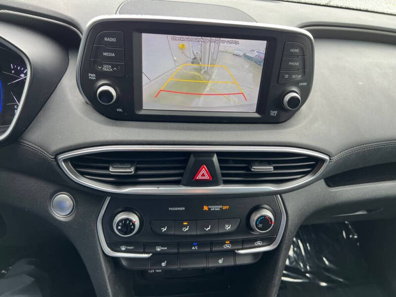 2019 Hyundai Santa Fe SEL 2.4L