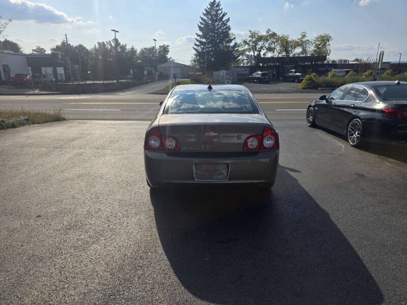 2012 Chevrolet Malibu 2LZ photo 3