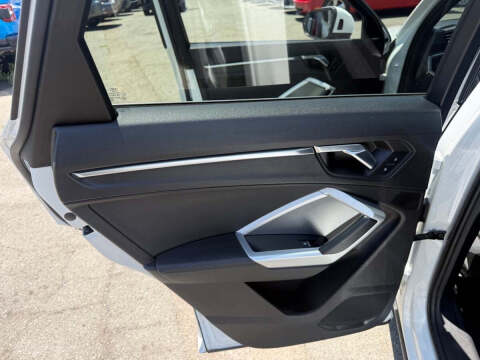 2019 Audi Q3 quattro Premium Plus 45 TFSI