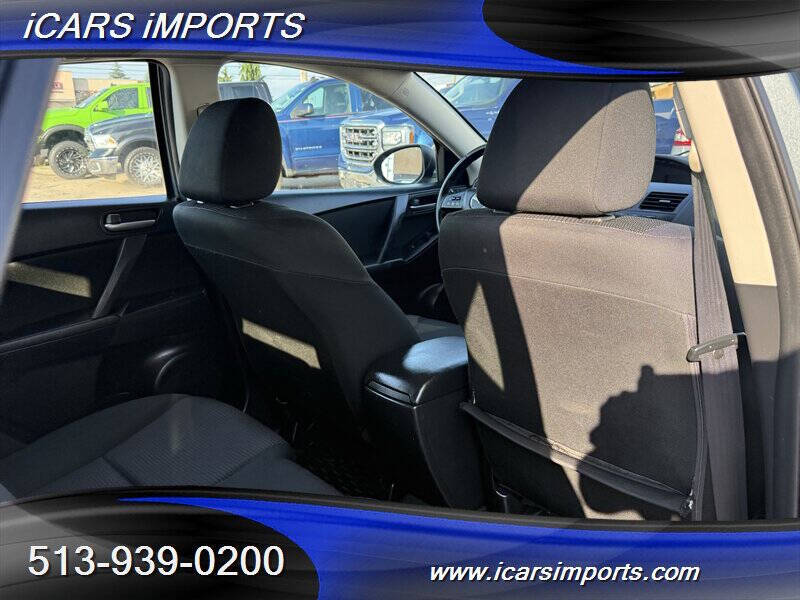 2012 Mazda MAZDA3 i Touring