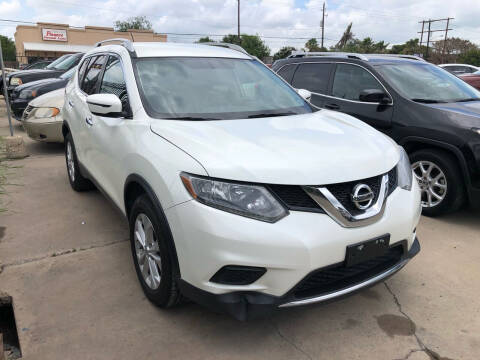 2016 Nissan Rogue for sale at MR B Motor Co in Brownsville TX