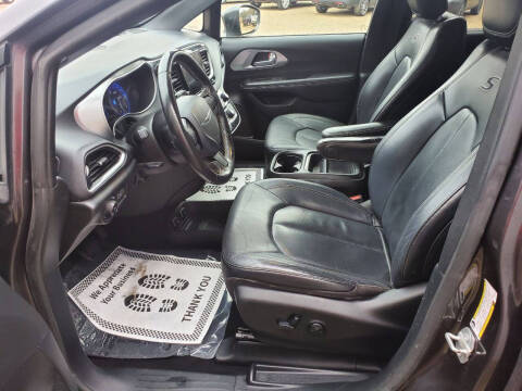 2020 Chrysler Pacifica Touring L 35th Anniversary