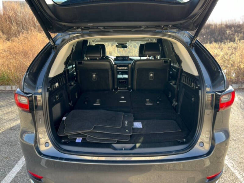 2024 Mazda CX-90 Plug-in Hybrid Premium