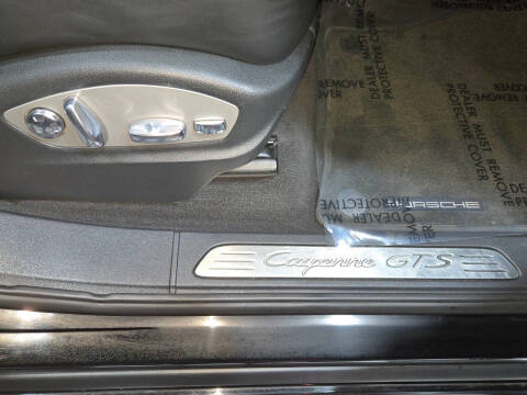 2013 Porsche Cayenne GTS