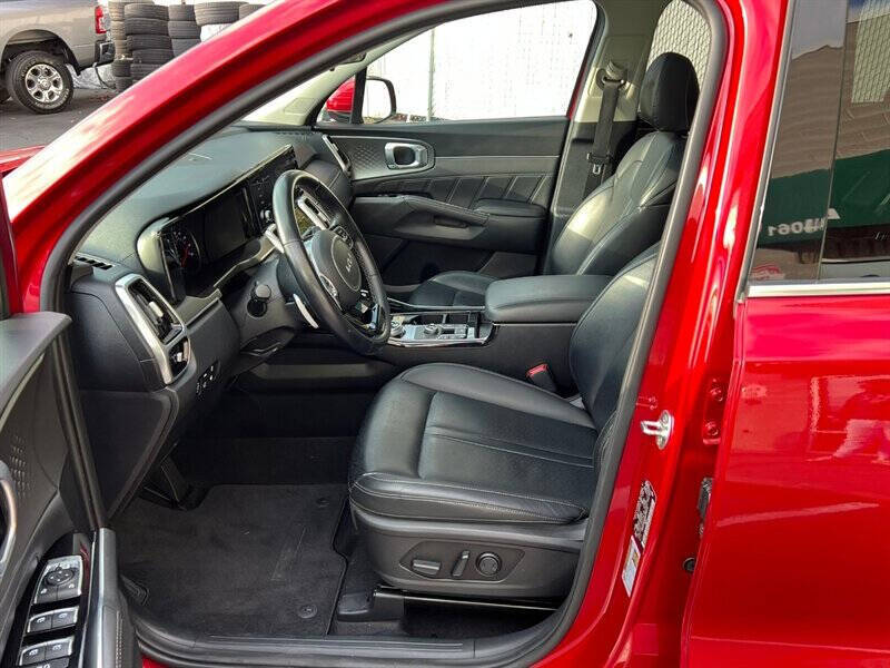 2022 Kia Sorento Plug-In Hybrid SX