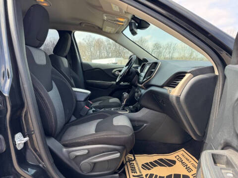 2016 Jeep Cherokee Sport Altitude