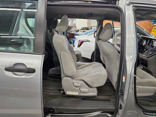 2015 Toyota Sienna L 7-Passenger