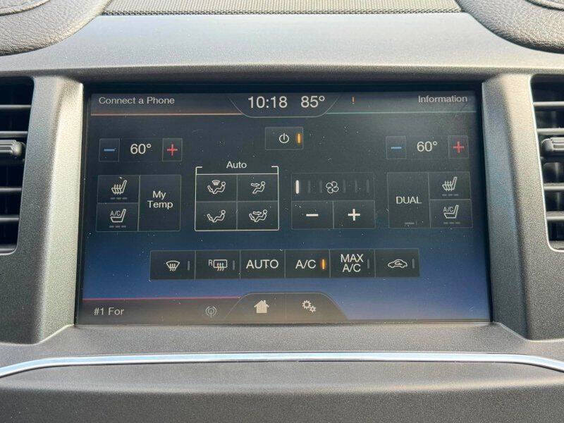 2015 Lincoln MKS
