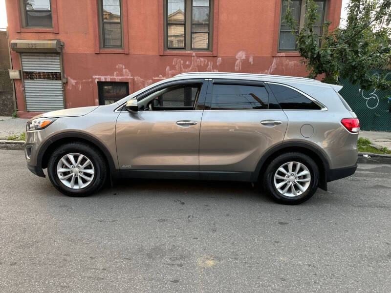 2018 Kia Sorento for sale at BLS AUTO SALES LLC in Bronx NY