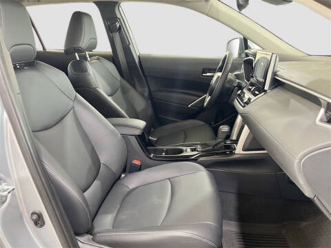 2024 Toyota Corolla Cross XLE