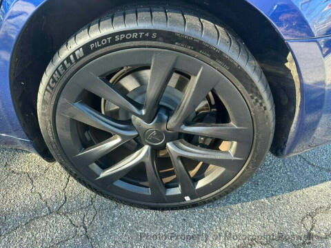 2022 Tesla Model S Plaid