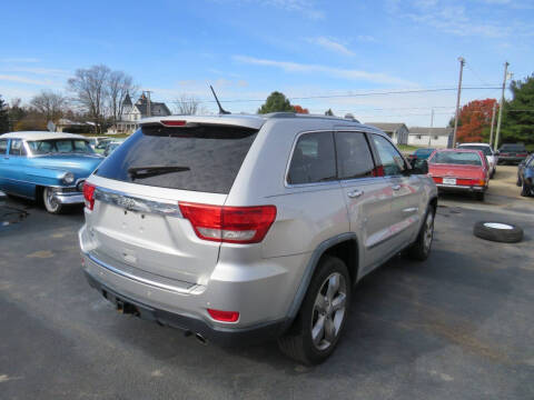 2011 Jeep Grand Cherokee Overland Summit