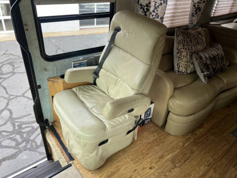 2005 Freightliner xc37