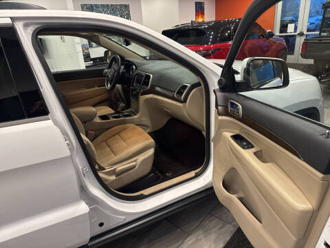 2016 Jeep Grand Cherokee Laredo