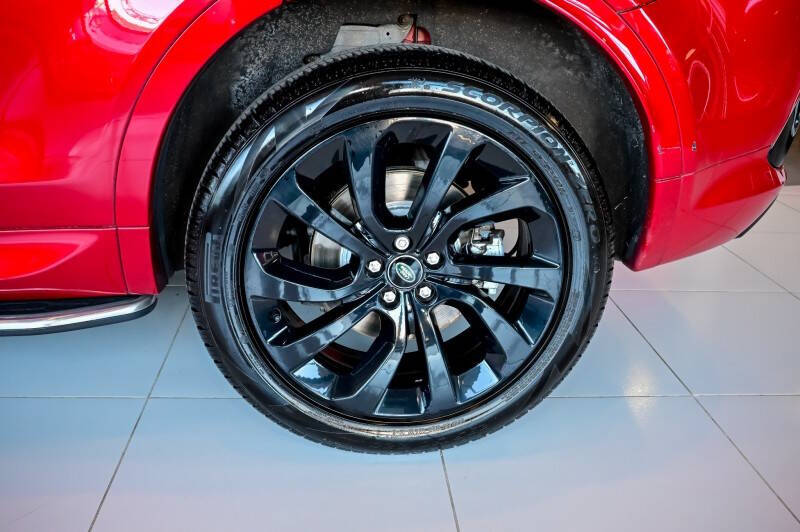 2022 Land Rover Discovery Sport P250 SE R-Dynamic