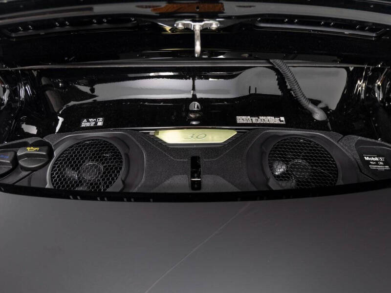 2025 Porsche 911 Carrera