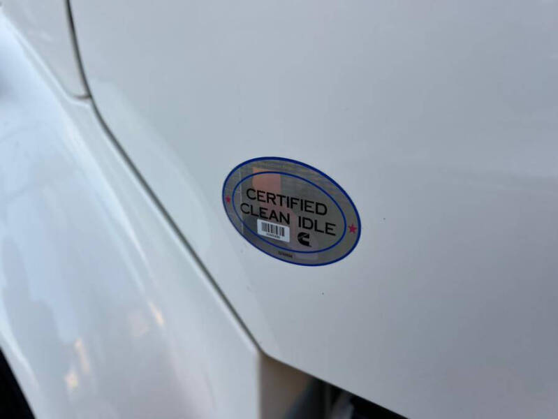 2020 Freightliner M2 106