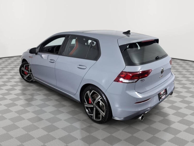 2024 Volkswagen Golf GTI SE