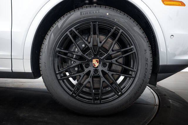 2026 Porsche Cayenne