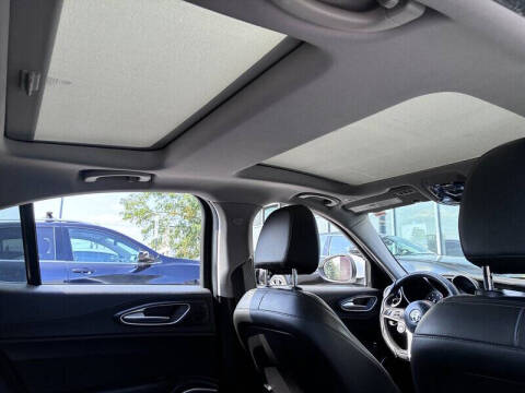 2019 Alfa Romeo Giulia Sport