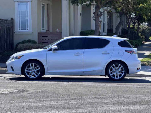 2017 Lexus CT 200h