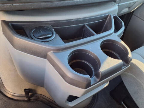 2010 Ford E-Series E-250