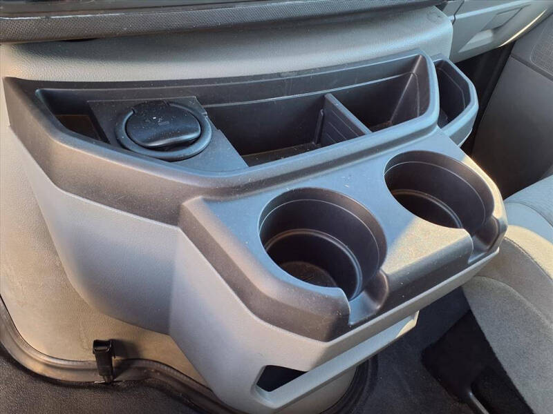 2010 Ford E-Series E-250