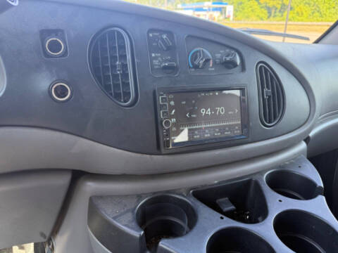 2001 Ford E-Series E-350 SD XL