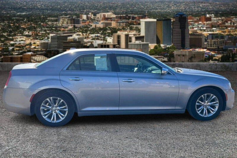 2016 Chrysler 300 C