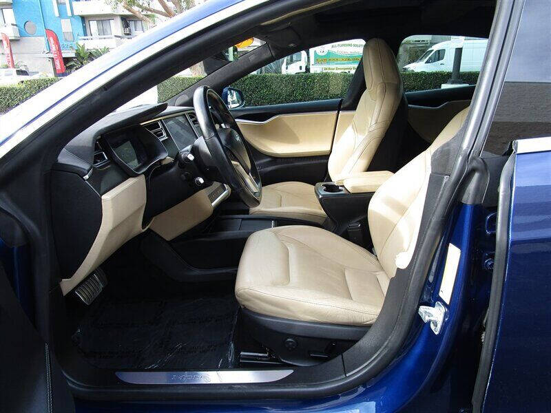 2015 Tesla Model S P85D