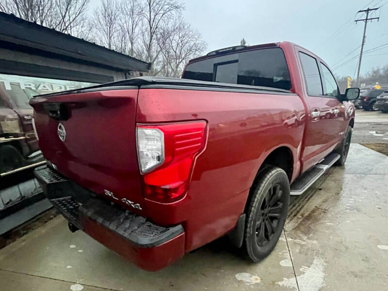 2017 Nissan Titan SL