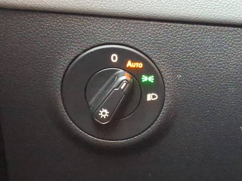 2022 Volkswagen Taos SE 4Motion