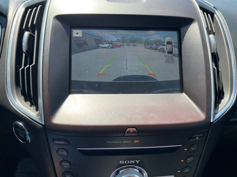 2017 Ford Edge Titanium