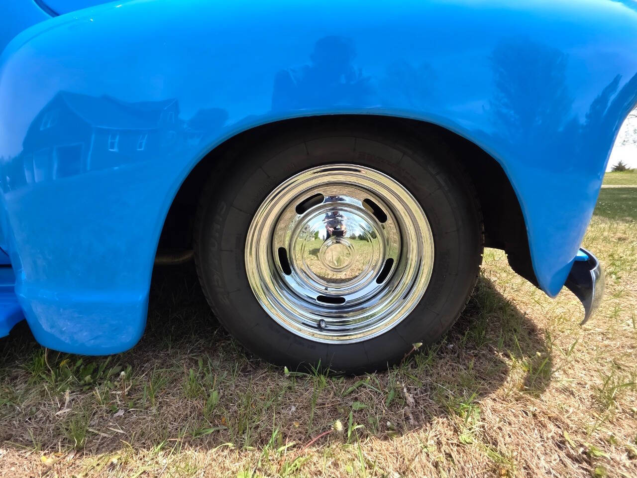 1952 Chevrolet 3100 76