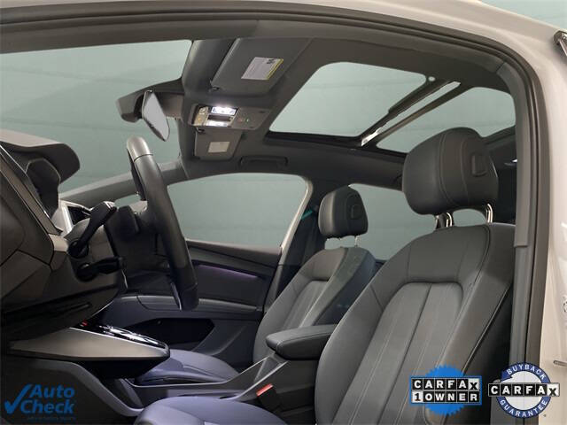 2024 Audi Q4 e-tron quattro Premium Plus 50