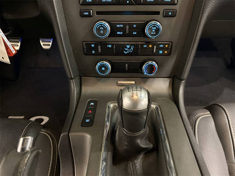 2011 Ford Mustang GT Premium